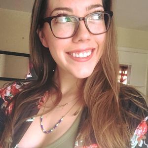 Meet your Posher, Maya